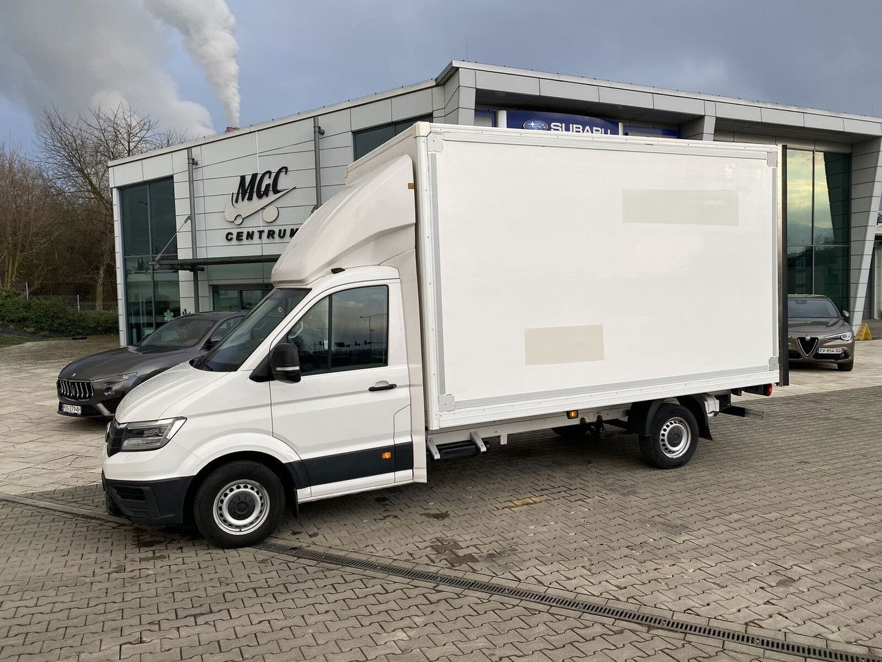 Volkswagen Crafter 2.0 TDI 177HP / High Container / Lift 750KG / Super Cond - شاحنة بصندوق مغلق: صورة 2 Volkswagen Crafter 2.0 TDI 177HP / High Container / Lift 750KG / Super Cond - شاحنة بصندوق مغلق: صورة 2