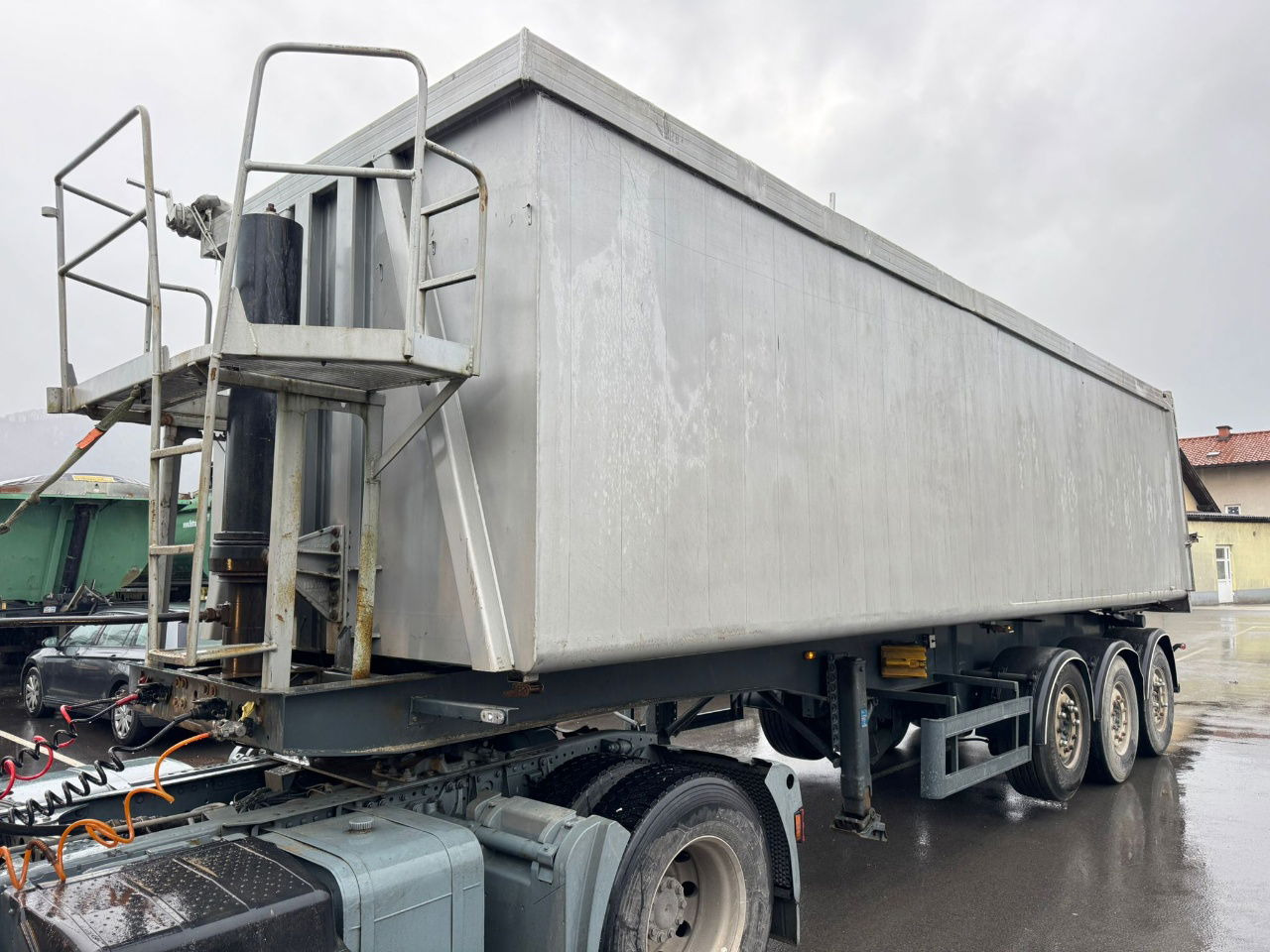 Carnehl 3-Axle Tipper Trailer - 20 m3 - نصف مقطورة قلابة: صورة 1 Carnehl 3-Axle Tipper Trailer - 20 m3 - نصف مقطورة قلابة: صورة 1
