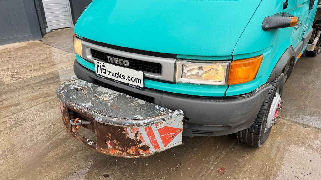 Iveco Daily 65 C15 stake body - Hiab 045-3 - 7.5M - شاحنة توصيل مفتوحة: صورة 2 Iveco Daily 65 C15 stake body - Hiab 045-3 - 7.5M - شاحنة توصيل مفتوحة: صورة 2