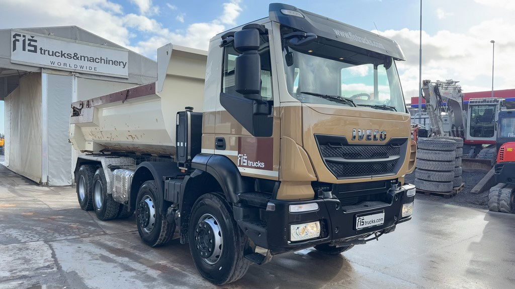 Iveco Trakker AD340T41 8x4 mulda tipper - hydraulic back - شاحنة قلاب: صورة 3 Iveco Trakker AD340T41 8x4 mulda tipper - hydraulic back - شاحنة قلاب: صورة 3