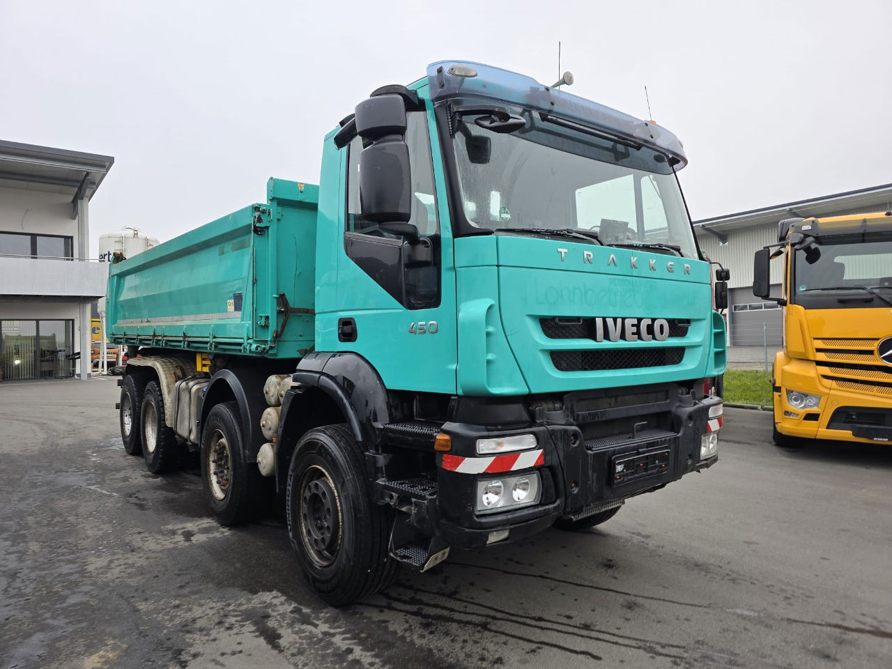 Iveco Trakker AD340T45 8x4 bordmatic tipper - retarder - شاحنة قلاب: صورة 3 Iveco Trakker AD340T45 8x4 bordmatic tipper - retarder - شاحنة قلاب: صورة 3