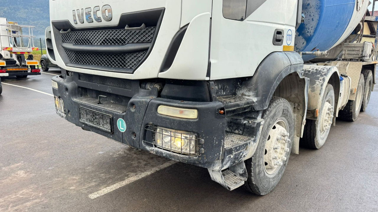 Iveco Trakker AD340TB45 8x4 mixer 10m3 - شاحنة خلاطة خرسانة: صورة 2 Iveco Trakker AD340TB45 8x4 mixer 10m3 - شاحنة خلاطة خرسانة: صورة 2