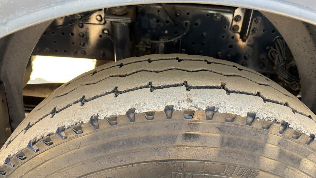 شاحنة قلاب Iveco Trakker AD410T45 8x4 20m3 - hydr. back - 72.000km: صورة 19 شاحنة قلاب Iveco Trakker AD410T45 8x4 20m3 - hydr. back - 72.000km: صورة 19