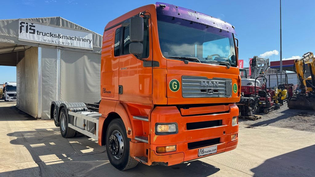 MAN TGA 26.460 6X2 chassis - lifitng axle - شاحنة بهيكل معدني للمقصورة: صورة 3 MAN TGA 26.460 6X2 chassis - lifitng axle - شاحنة بهيكل معدني للمقصورة: صورة 3