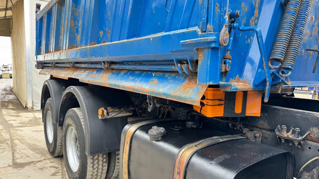 MAN TGA 26.480 6x6 meiller tipper - euro 3 - شاحنة قلاب: صورة 4 MAN TGA 26.480 6x6 meiller tipper - euro 3 - شاحنة قلاب: صورة 4