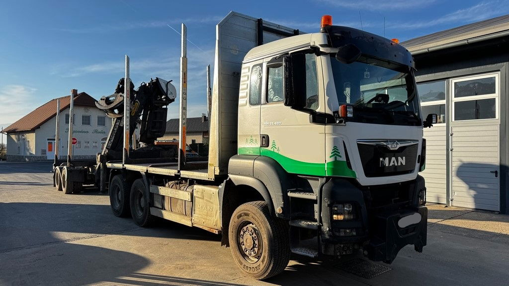 MAN TGA 33.480 6x6 forest truck - Epsilon M12Z + scissors + Trailer Gsodam - شاحنة قطع الأشجار, شاحنة كرين: صورة 3 MAN TGA 33.480 6x6 forest truck - Epsilon M12Z + scissors + Trailer Gsodam - شاحنة قطع الأشجار, شاحنة كرين: صورة 3