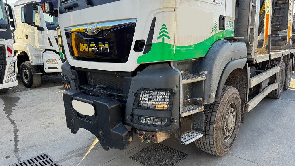 MAN TGA 33.480 6x6 forest truck - Epsilon M12Z + scissors + Trailer Gsodam - شاحنة قطع الأشجار, شاحنة كرين: صورة 2 MAN TGA 33.480 6x6 forest truck - Epsilon M12Z + scissors + Trailer Gsodam - شاحنة قطع الأشجار, شاحنة كرين: صورة 2