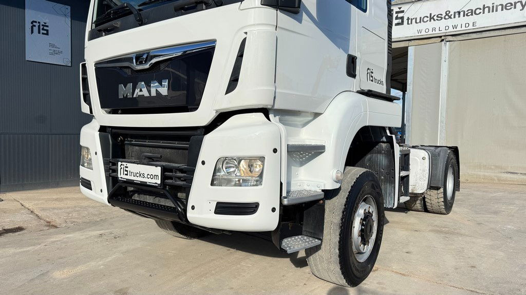 MAN TGS 18.460 4X4 tractor unit - cardan - motor brake - رأس تريلا: صورة 2 MAN TGS 18.460 4X4 tractor unit - cardan - motor brake - رأس تريلا: صورة 2