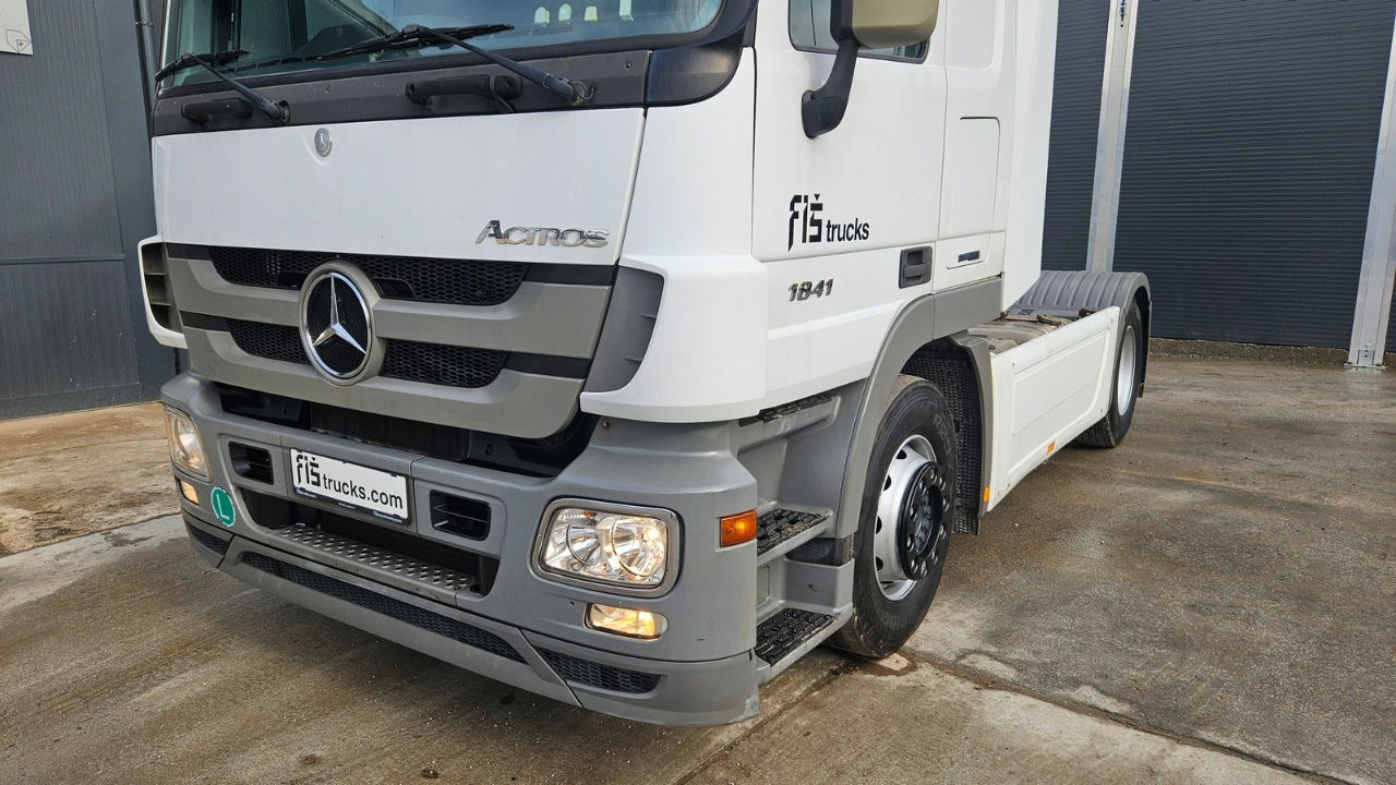 Mercedes-Benz Actros 1841 4x2 tractor unit - retarder - رأس تريلا: صورة 2 Mercedes-Benz Actros 1841 4x2 tractor unit - retarder - رأس تريلا: صورة 2