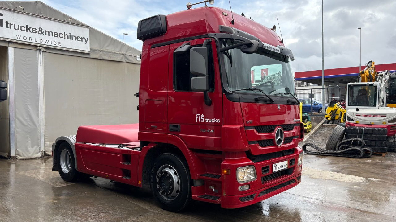 Mercedes-Benz Actros 1844 4x2 tractor unit - retarder - رأس تريلا: صورة 2 Mercedes-Benz Actros 1844 4x2 tractor unit - retarder - رأس تريلا: صورة 2