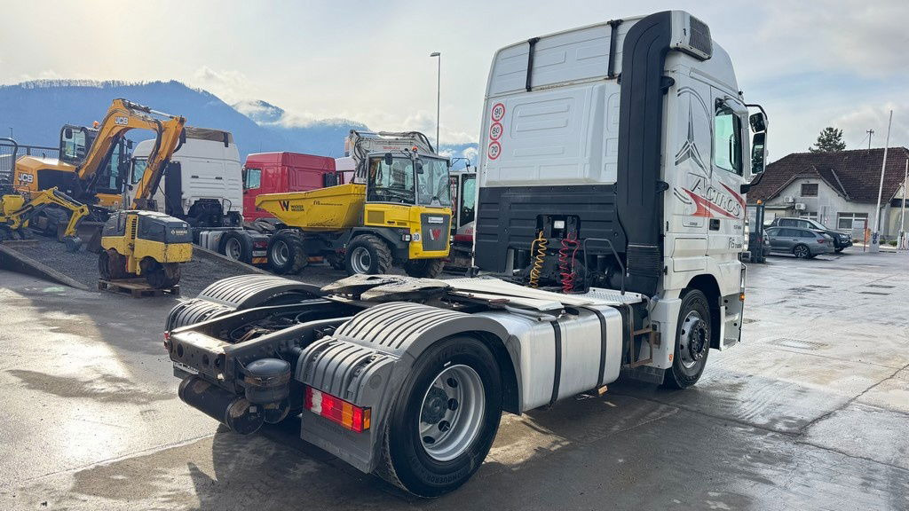 Mercedes-Benz Actros 1844 LS 4x2 tractor unit - clutch - رأس تريلا: صورة 3 Mercedes-Benz Actros 1844 LS 4x2 tractor unit - clutch - رأس تريلا: صورة 3