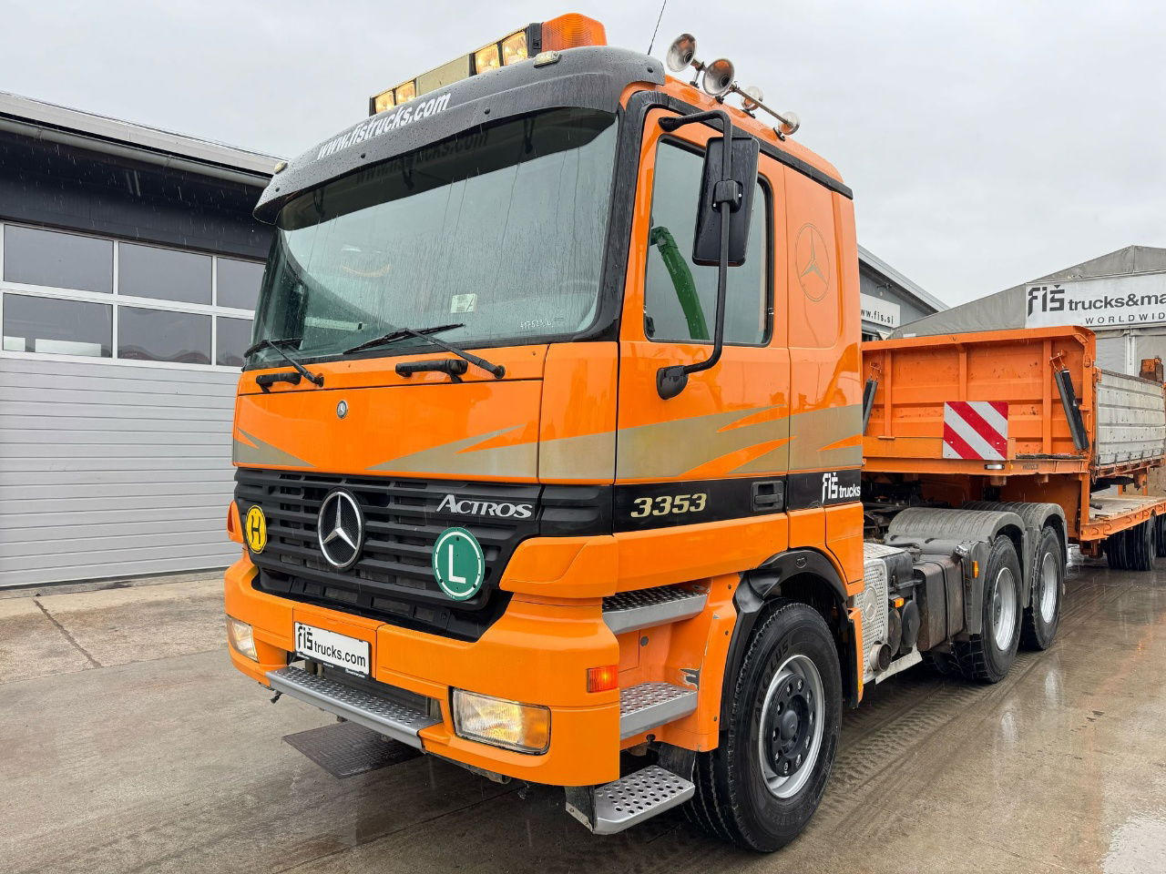 Mercedes-Benz Actros 3353 S 6x4 tractor unit - spring - مقطورة السحب: صورة 1 Mercedes-Benz Actros 3353 S 6x4 tractor unit - spring - مقطورة السحب: صورة 1