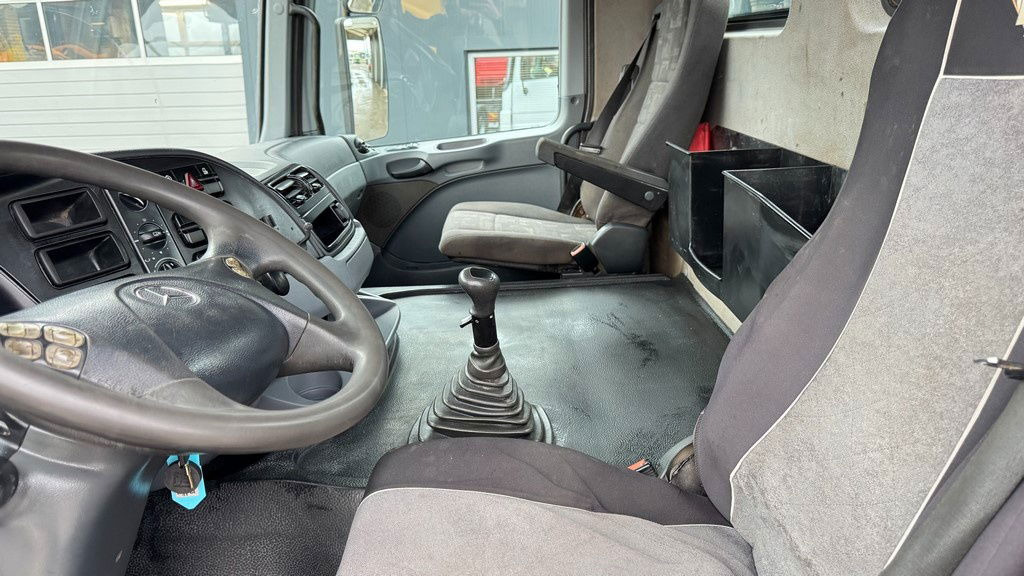 تأجير  Mercedes-Benz Actros 3536 8x4 stetter schwing mixer 9m3 Mercedes-Benz Actros 3536 8x4 stetter schwing mixer 9m3: صورة 26
