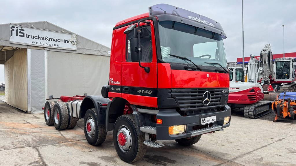 Mercedes-Benz Actros 4140 8x6 chassis - big axle - شاحنة بهيكل معدني للمقصورة: صورة 3 Mercedes-Benz Actros 4140 8x6 chassis - big axle - شاحنة بهيكل معدني للمقصورة: صورة 3
