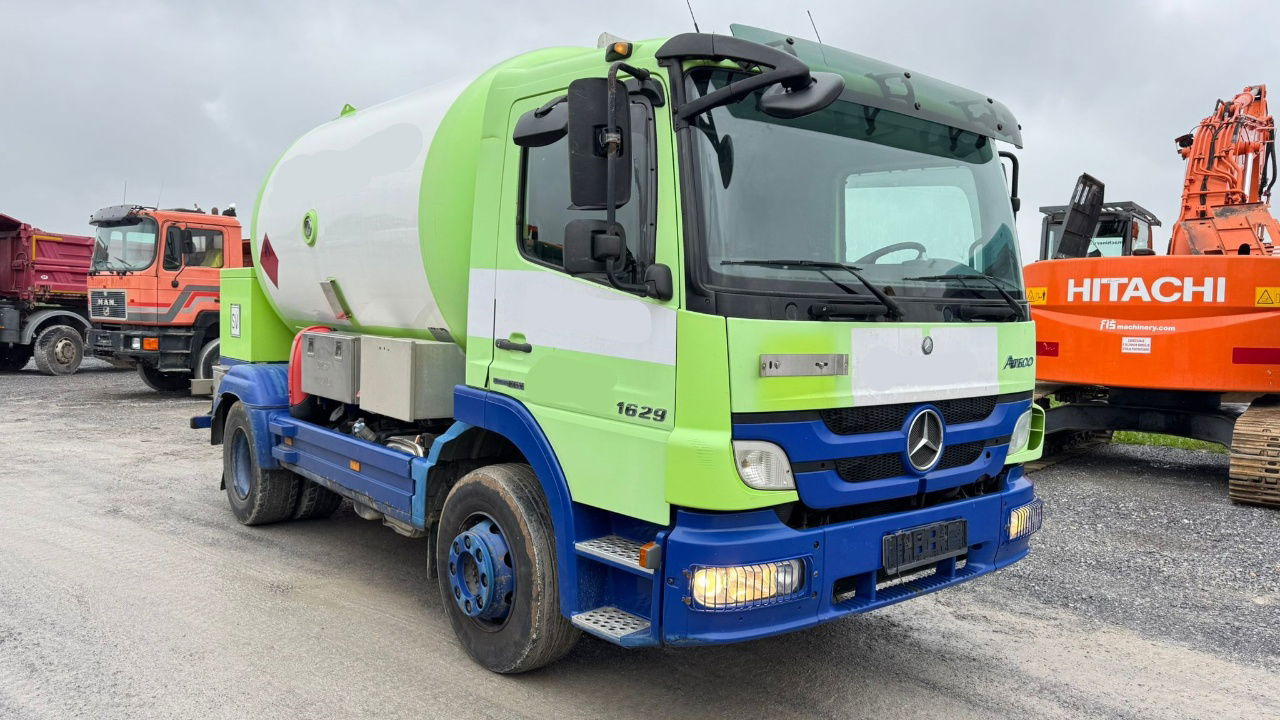 Mercedes-Benz Atego 1529 K 4X2 LPG Omsp Macola P27BN 11.000L - شاحنة صهريج: صورة 3 Mercedes-Benz Atego 1529 K 4X2 LPG Omsp Macola P27BN 11.000L - شاحنة صهريج: صورة 3