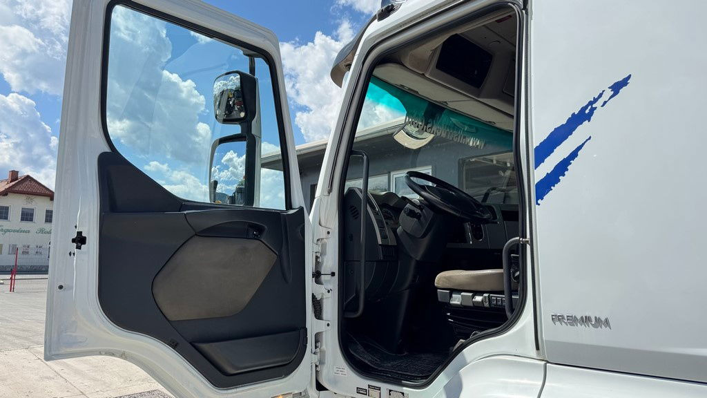 تأجير Renault Premium 460 4x2 LKW transporter + rolfo trailer  Renault Premium 460 4x2 LKW transporter + rolfo trailer: صورة 29
