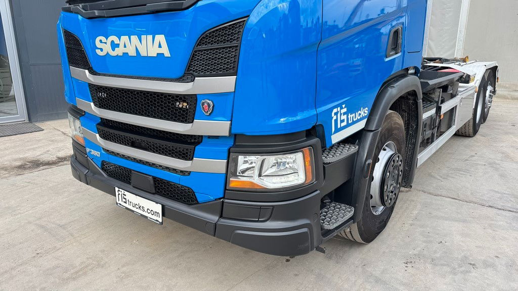 Scania P 360 6x2 palfinger abroll tipper - steering axle - ناقلة حاويات/ شاحنة حاويات: صورة 2 Scania P 360 6x2 palfinger abroll tipper - steering axle - ناقلة حاويات/ شاحنة حاويات: صورة 2