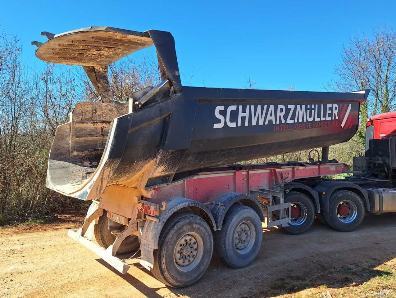 Schwarzmüller SMK10VLN Tipper Trailer - 2 Axle - 24m3 - نصف مقطورة قلابة: صورة 5 Schwarzmüller SMK10VLN Tipper Trailer - 2 Axle - 24m3 - نصف مقطورة قلابة: صورة 5