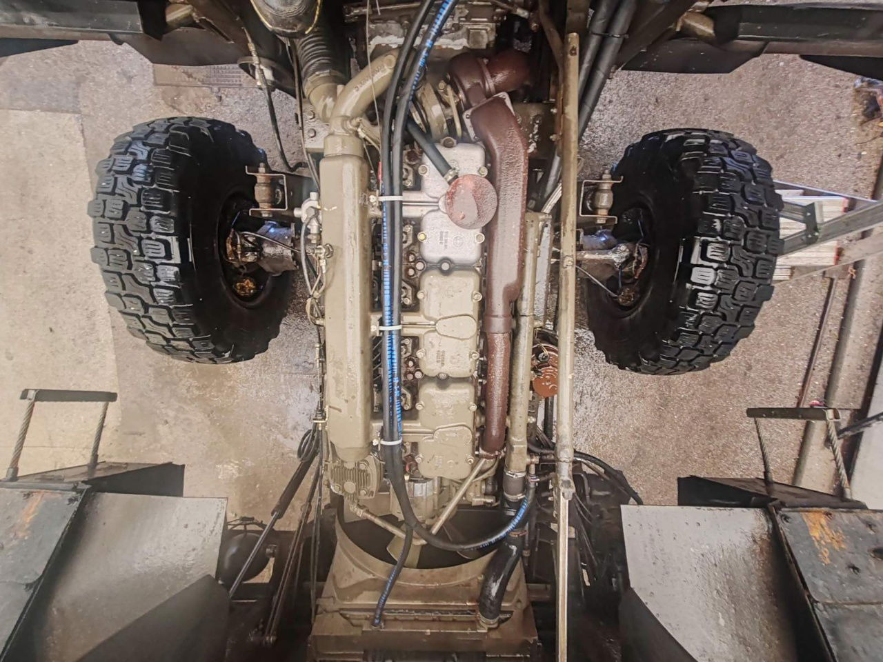 شاحنة ذات ستائر جانبية Steyr 12M18 4X4 stake body - 62.000km: صورة 12 شاحنة ذات ستائر جانبية Steyr 12M18 4X4 stake body - 62.000km: صورة 12