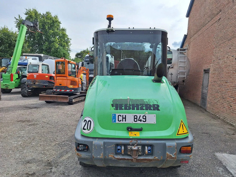 Liebherr L506C - اللودر المجنزر صغير: صورة 5 Liebherr L506C - اللودر المجنزر صغير: صورة 5