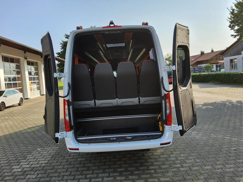 Mercedes Benz 519 cdi Comfort XL 190 PS / 19+1+1 Reise / NEUWAGEN - حافلة صغيرة, ميكروباص: صورة 5 Mercedes Benz 519 cdi Comfort XL 190 PS / 19+1+1 Reise / NEUWAGEN - حافلة صغيرة, ميكروباص: صورة 5