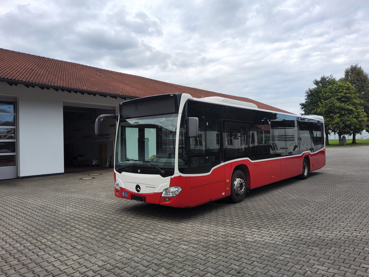 Mercedes Benz O 530 Citaro C2 KLIMA / 354 PS / Doppelglas - حافلة المدينة: صورة 2 Mercedes Benz O 530 Citaro C2 KLIMA / 354 PS / Doppelglas - حافلة المدينة: صورة 2