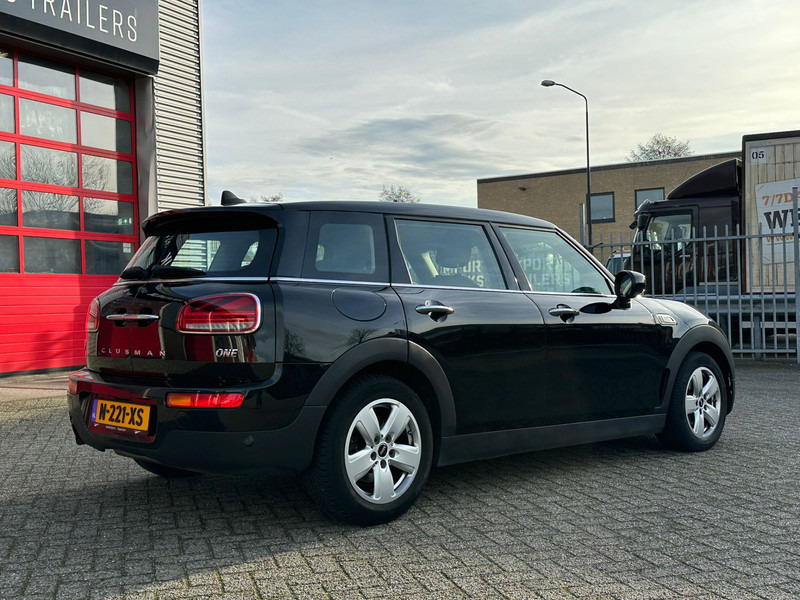 MINI Clubman One APK 24-03-2027 Apple Carplay - سيارة: صورة 3 MINI Clubman One APK 24-03-2027 Apple Carplay - سيارة: صورة 3