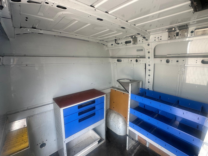 شاحنة توصيل مغلقة Renault Master  694 working hours: صورة 15