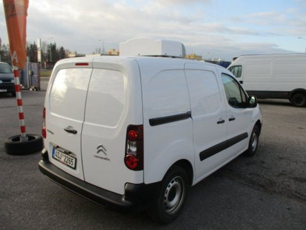 Citroën Berlingo izotherm - شاحنة توصيل مبردة: صورة 2 Citroën Berlingo izotherm - شاحنة توصيل مبردة: صورة 2