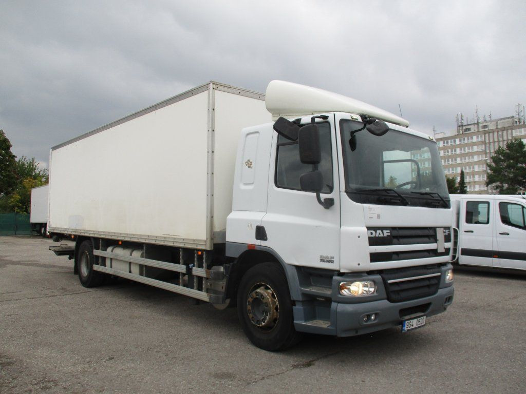 DAF CF 75.310 - شاحنة صندوقية: صورة 3 DAF CF 75.310 - شاحنة صندوقية: صورة 3