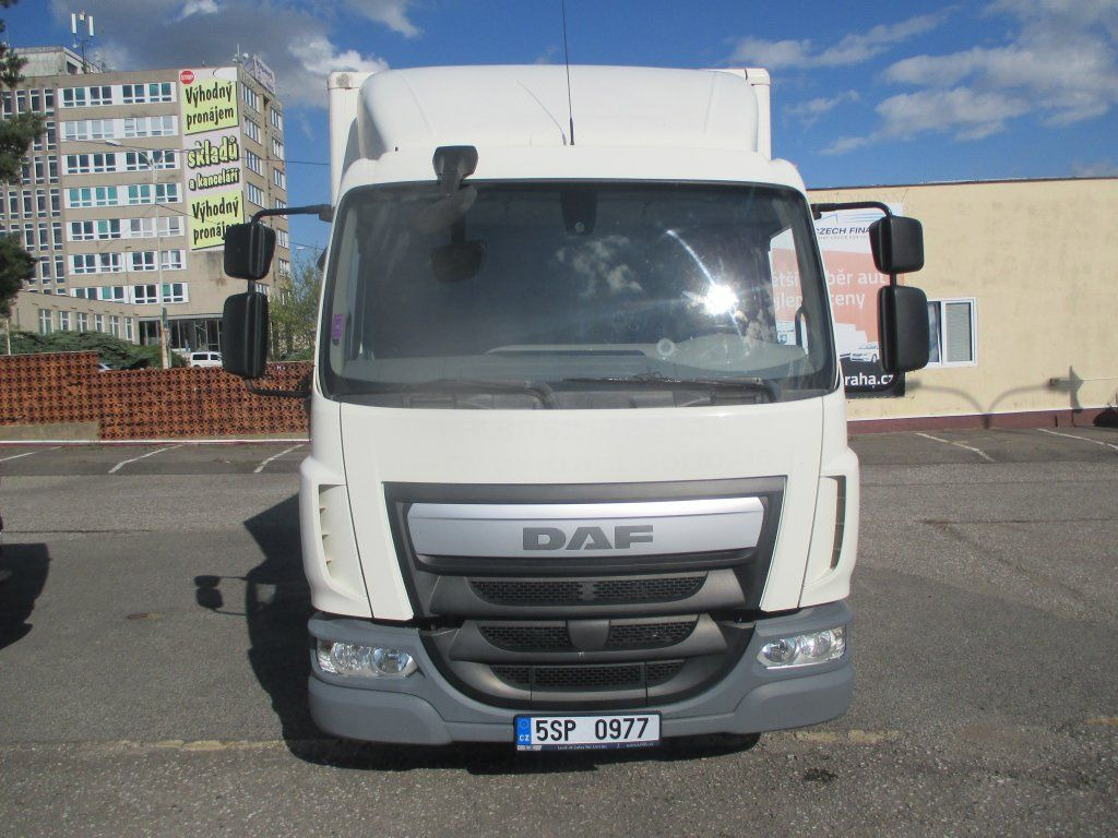 DAF LF 180 mit LBW - شاحنة بصندوق مغلق: صورة 2 DAF LF 180 mit LBW - شاحنة بصندوق مغلق: صورة 2