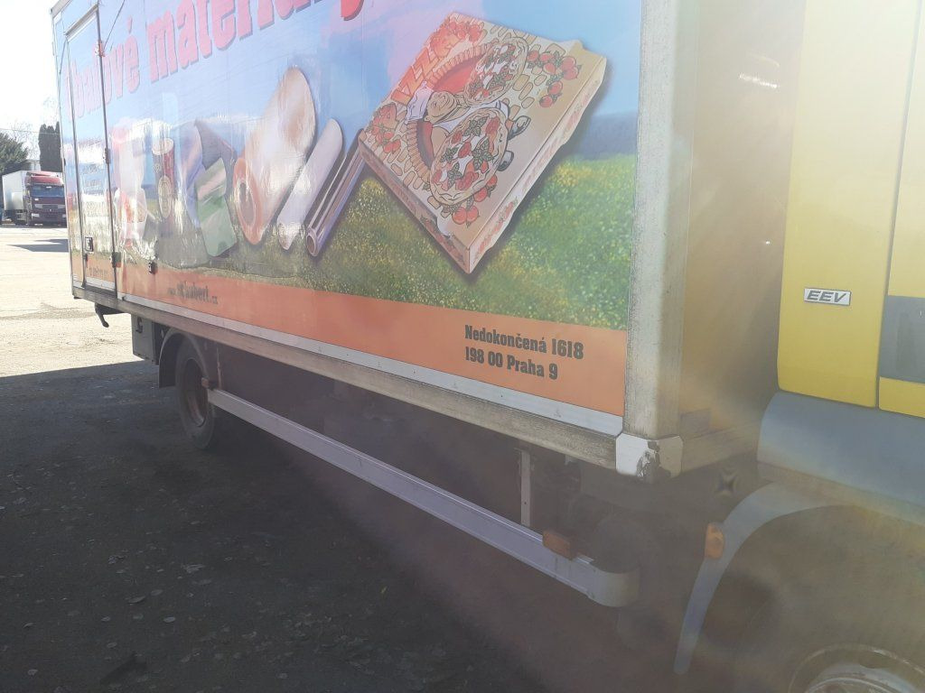 DAF LF45.210 mit Carrier Motorschaden engineproblem - شاحنة ذات مبرد: صورة 5 DAF LF45.210 mit Carrier Motorschaden engineproblem - شاحنة ذات مبرد: صورة 5