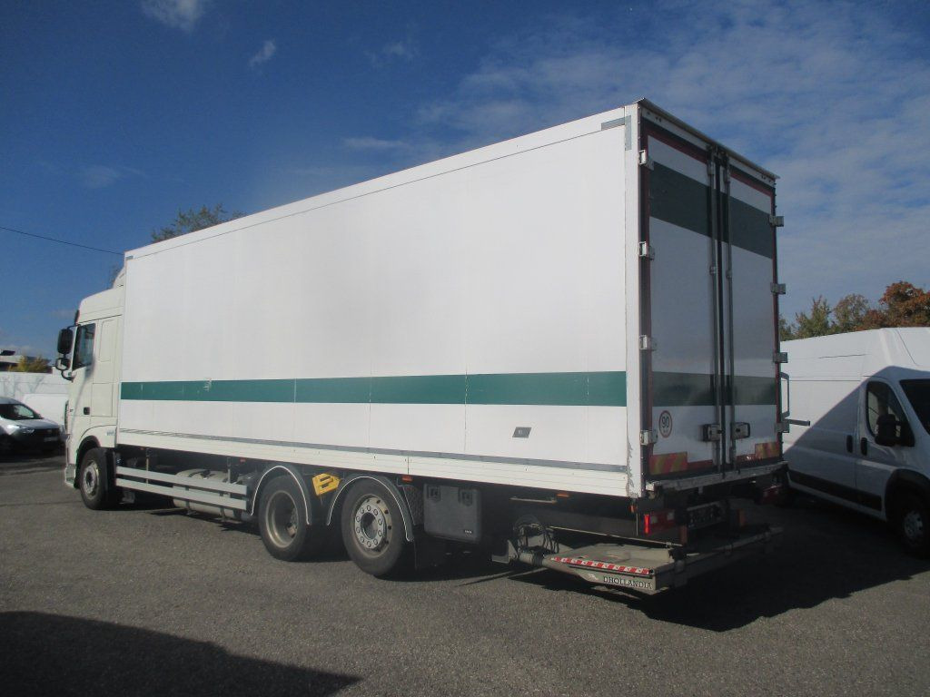 DAF XF 480, 6x2, - شاحنة صندوقية: صورة 2 DAF XF 480, 6x2, - شاحنة صندوقية: صورة 2