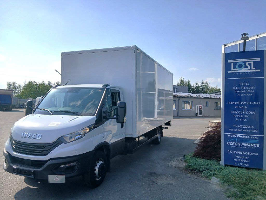 Iveco 72-210 (70C210) - شاحنة بصندوق مغلق: صورة 1 Iveco 72-210 (70C210) - شاحنة بصندوق مغلق: صورة 1