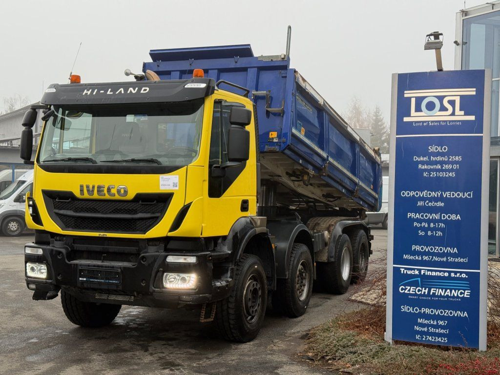 Iveco AD340T45 Trakker 8x4 Euro 6 - شاحنة قلاب: صورة 1 Iveco AD340T45 Trakker 8x4 Euro 6 - شاحنة قلاب: صورة 1
