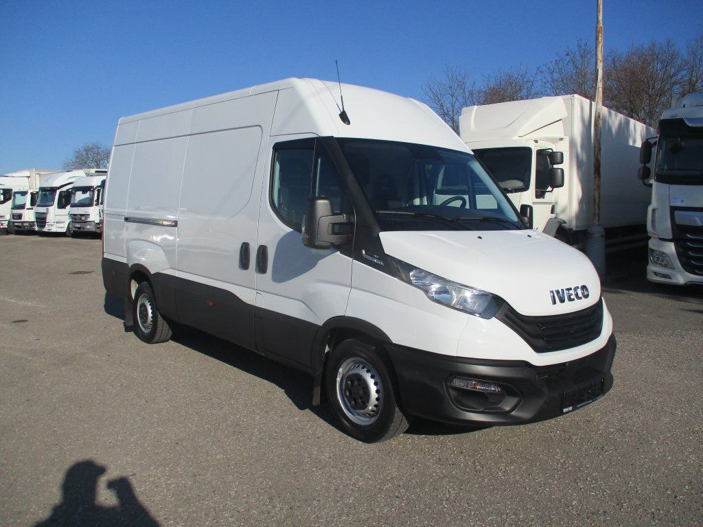 Iveco Daily 35S16 - فان: صورة 1 Iveco Daily 35S16 - فان: صورة 1