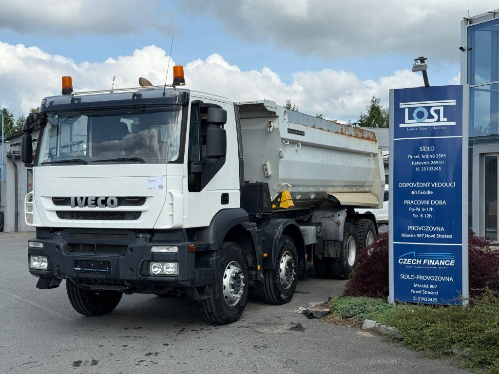 Iveco Trakker 410 S1 8x4 - شاحنة قلاب: صورة 1 Iveco Trakker 410 S1 8x4 - شاحنة قلاب: صورة 1