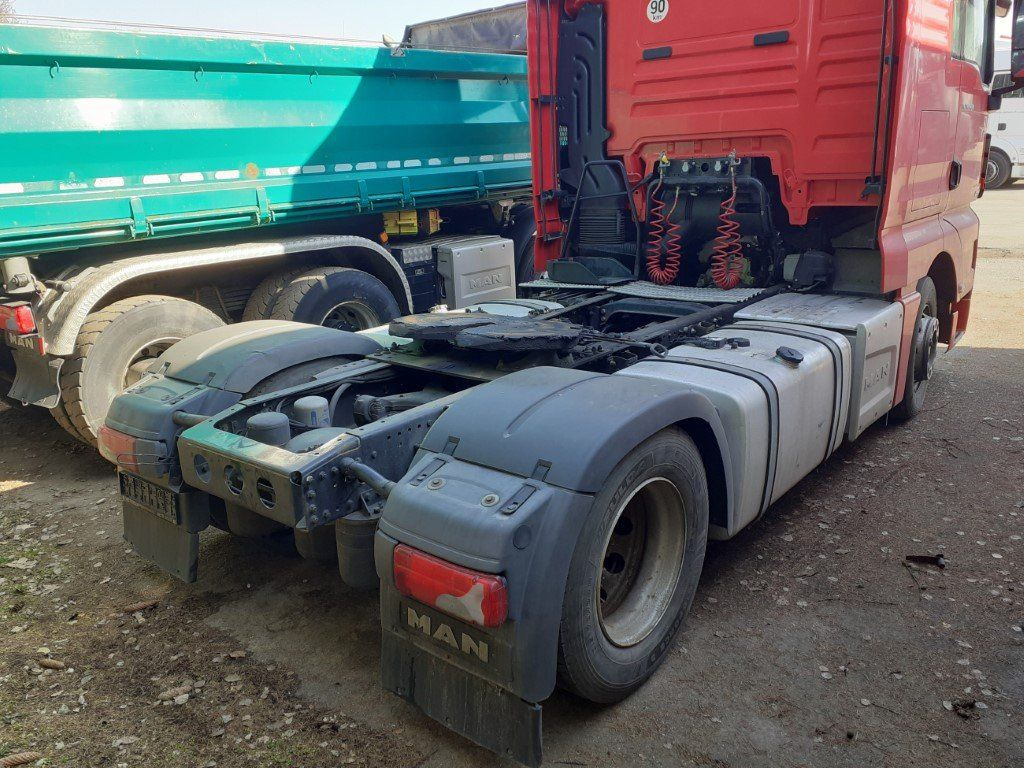 MAN TGX18.460 XLX Motorschaden/engine damage - رأس تريلا: صورة 3 MAN TGX18.460 XLX Motorschaden/engine damage - رأس تريلا: صورة 3