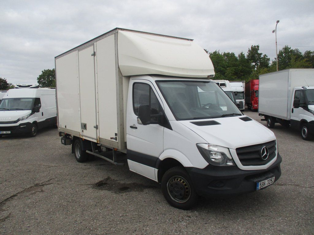 Mercedes-Benz Sprinter 513 CDi mit LBW Mercedes-Benz Sprinter 513 CDi mit LBW - شاحنة بصندوق مغلق: صورة 1 Mercedes-Benz Sprinter 513 CDi mit LBW Mercedes-Benz Sprinter 513 CDi mit LBW - شاحنة بصندوق مغلق: صورة 1
