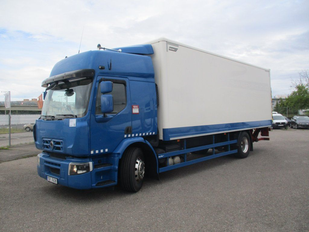 Renault D18, 320 - شاحنة صندوقية: صورة 1 Renault D18, 320 - شاحنة صندوقية: صورة 1