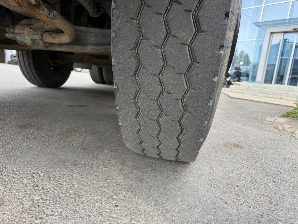 شاحنة قلاب Renault Kerax 450 S3 8x4 EURO 4: صورة 9 شاحنة قلاب Renault Kerax 450 S3 8x4 EURO 4: صورة 9