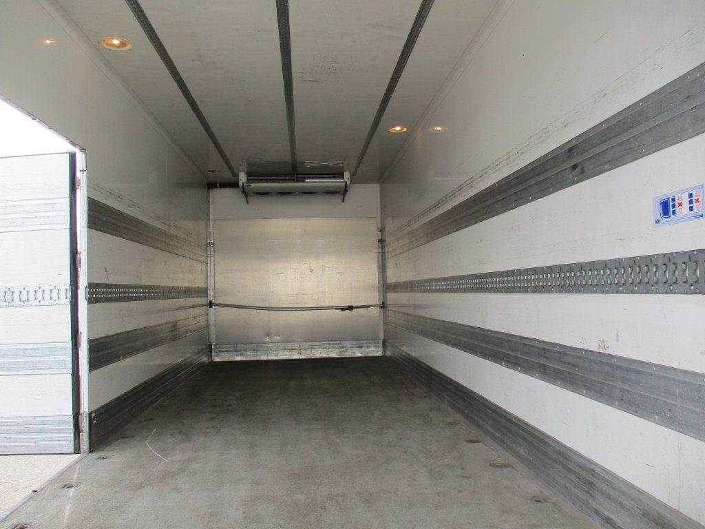 شاحنة ذات مبرد Renault Premium 460: صورة 10 شاحنة ذات مبرد Renault Premium 460: صورة 10