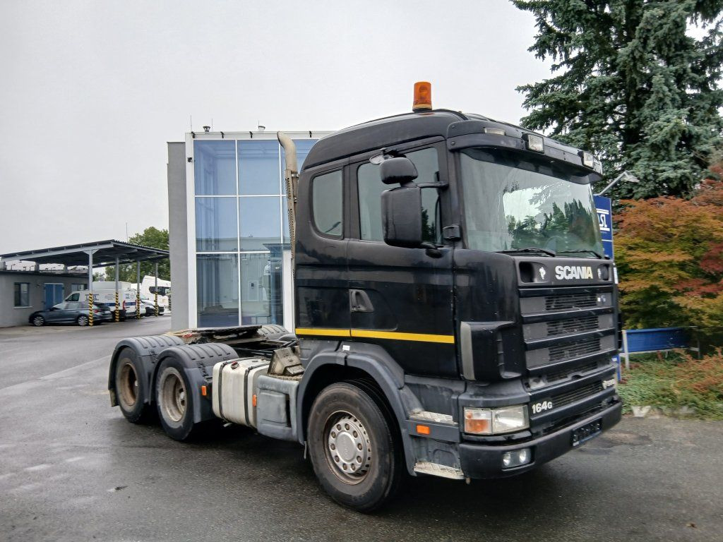 Scania R580 V8 6x4 EURO 3 - رأس تريلا: صورة 2 Scania R580 V8 6x4 EURO 3 - رأس تريلا: صورة 2