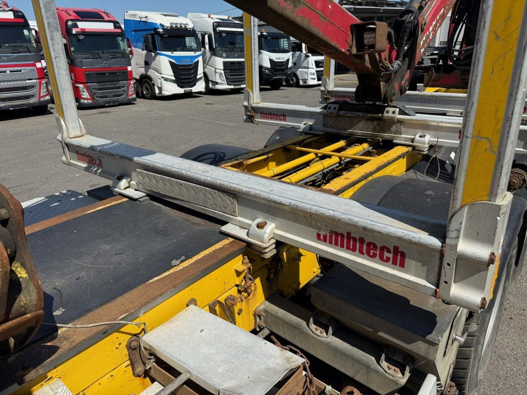 شاحنة قطع الأشجار, شاحنة كرين Volvo FH 16 750 6x4 + Fliegl: صورة 8