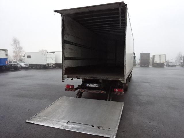 DAF LF 55 280 // broken engine - moteur cassé ! - شاحنة صندوقية: صورة 4 DAF LF 55 280 // broken engine - moteur cassé ! - شاحنة صندوقية: صورة 4
