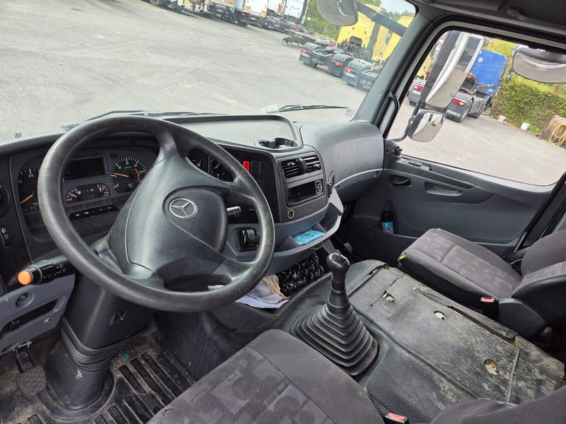 Mercedes-Benz Axor 1829 - full steel/lames - شاحنة ذات ستائر جانبية: صورة 5 Mercedes-Benz Axor 1829 - full steel/lames - شاحنة ذات ستائر جانبية: صورة 5