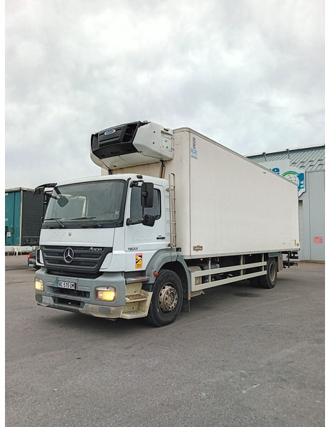 Mercedes-Benz Axor 1833 - شاحنة ذات مبرد: صورة 1 Mercedes-Benz Axor 1833 - شاحنة ذات مبرد: صورة 1