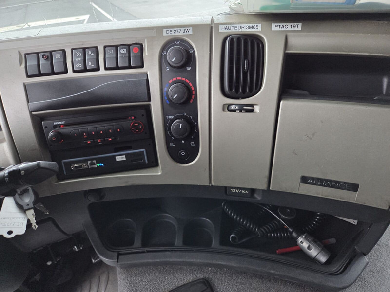 شاحنة صندوقية Renault Premium 380dxi: صورة 12