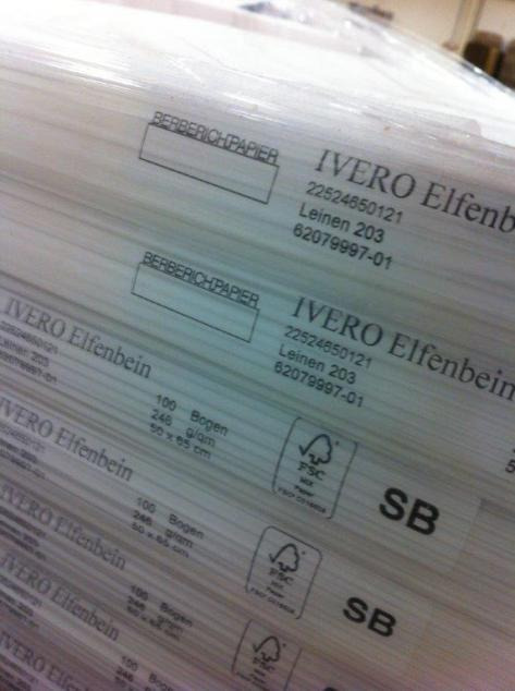 Fine paper Ivero ivory board linen - آلات الطباعة: صورة 1 Fine paper Ivero ivory board linen - آلات الطباعة: صورة 1