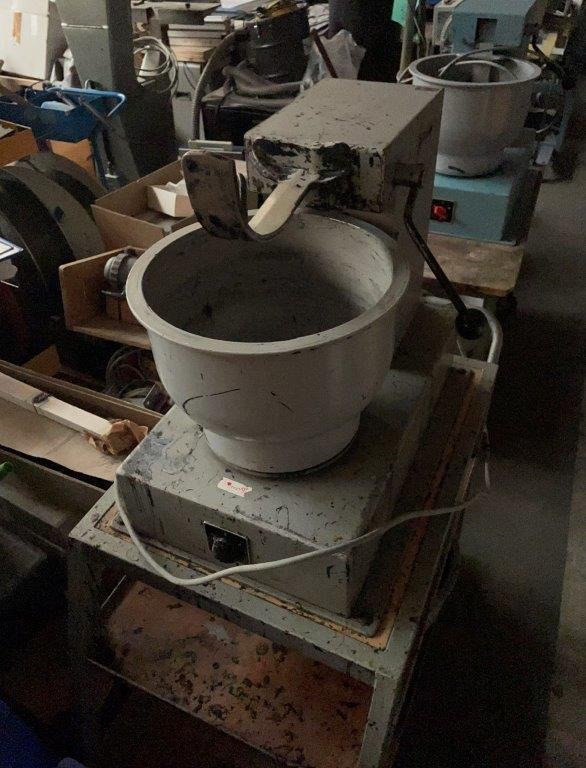 آلات الطباعة Grimm paint mixer: صورة 7 آلات الطباعة Grimm paint mixer: صورة 7